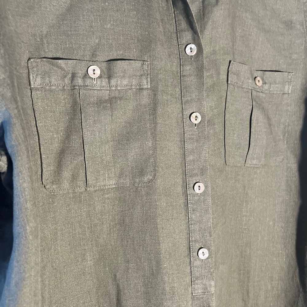 Chicos Size 2 No Iron Button Up Size 14 US XL Green Long Sleeve Linen Shirt - Picture 3 of 6